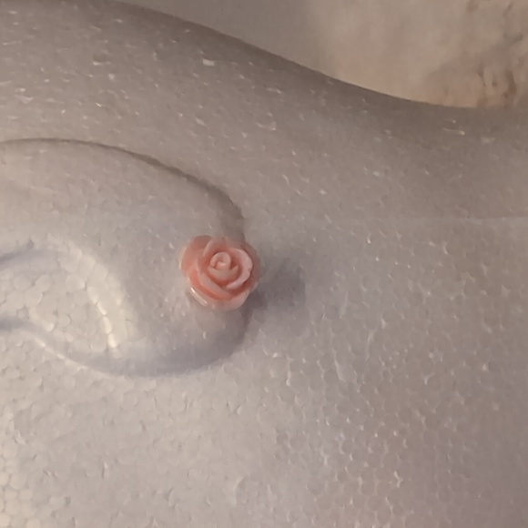 Pink Blooming Rose Stud Earrings - Picture 4 of 9